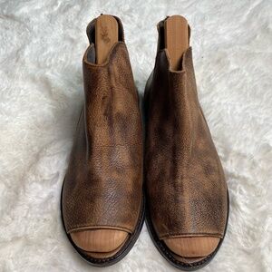 Free People Women's Brown Leather Open Toe Flat Booties Size 39